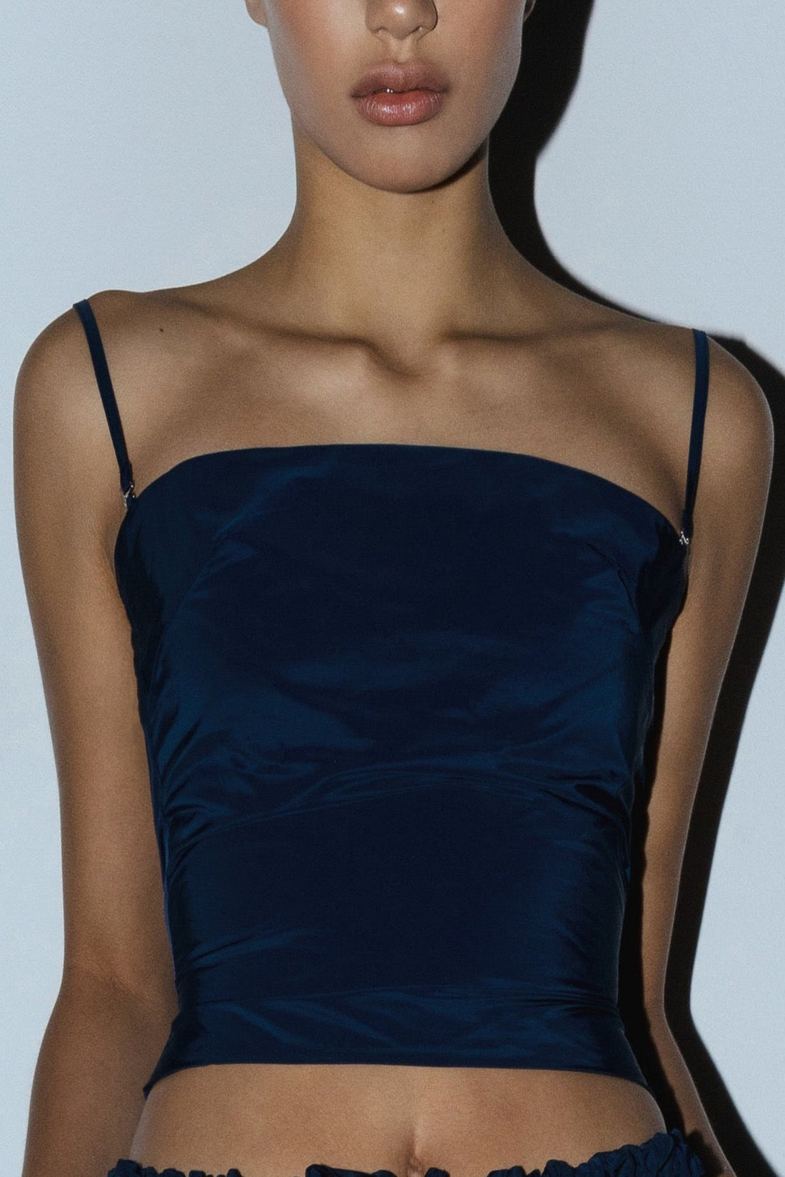 Nylon tube top with a lightweight and sporty design
